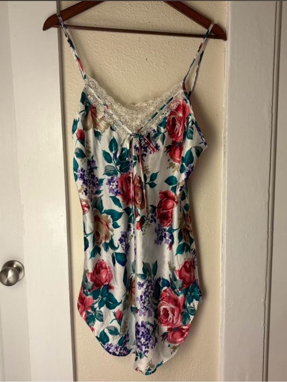 Vintage Cinema Etoile Floral Lace Trim Slip